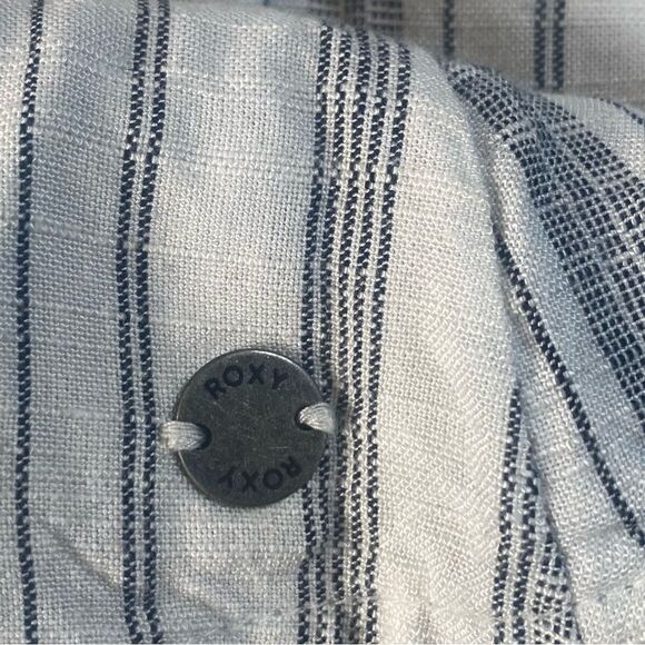 Roxy Smocked Black/White Striped Sleeveless Dress Size Small - Picture 11 of 15